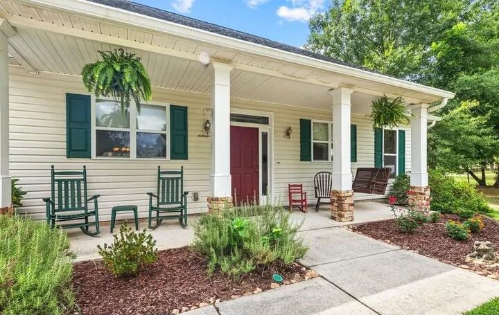 Property Photo:  265 Lake Drive  GA 30215 