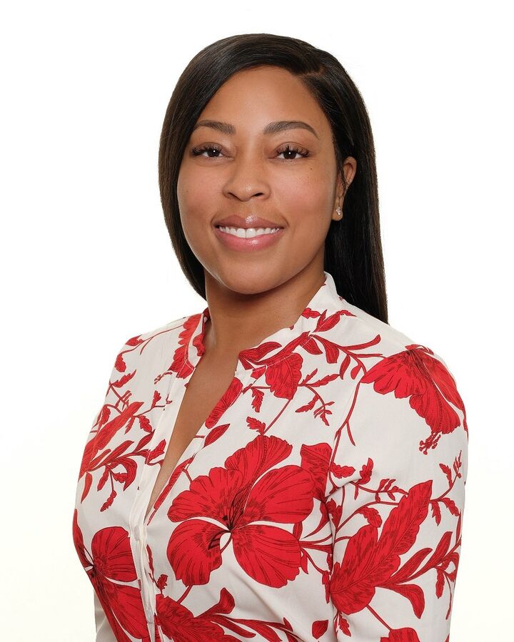 Nashay Hughes, Sales Associate in Clermont, Hubbard Hansen