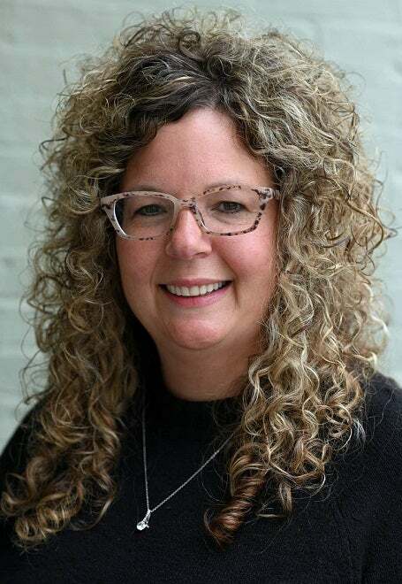 Michelle Sloniker, Real Estate Salesperson in Evansville, Affiliated