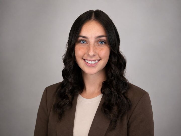 Rylee Bentley, Real Estate Salesperson in Lawrence, American Home