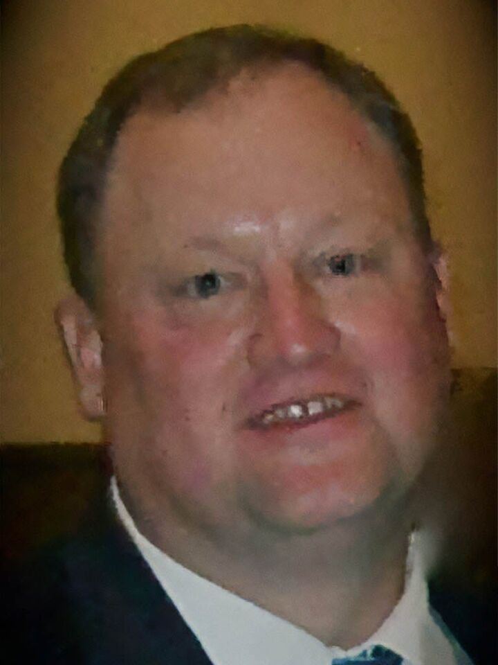Bob Mollison, Real Estate Salesperson in Saint Joseph, Affiliated