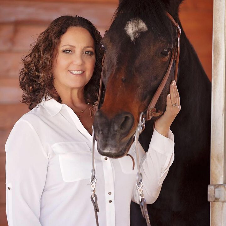 Laura Jennings, Associate Real Estate Broker in Sonora, Sierra Properties