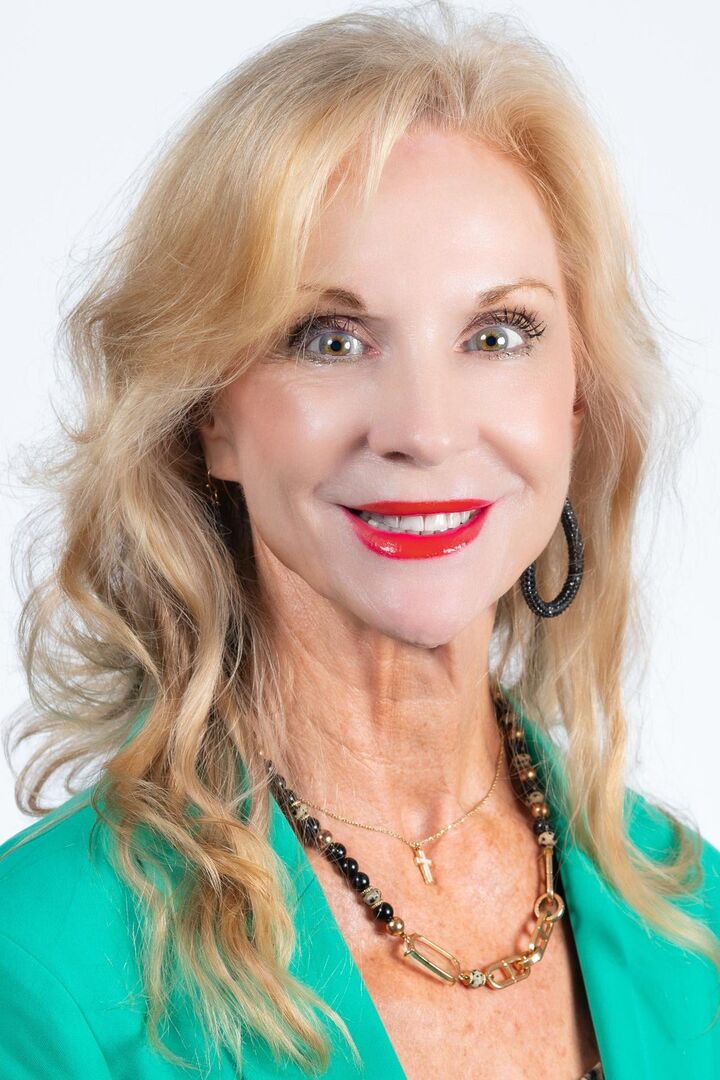 Sherri Hodges-Thornton,  in Pascagoula, Alfonso Realty