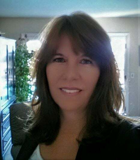 Carol Howell, Real Estate Salesperson in San Diego, Affiliated