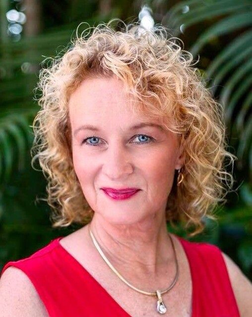 Petra Knauthe, Real Estate Salesperson in North Port, Sunstar Realty