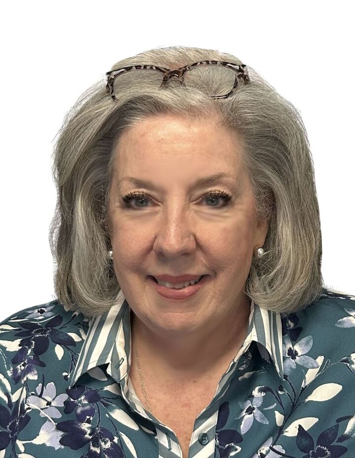 Pat Hamlett, Sales Associate in Mineola, First Group