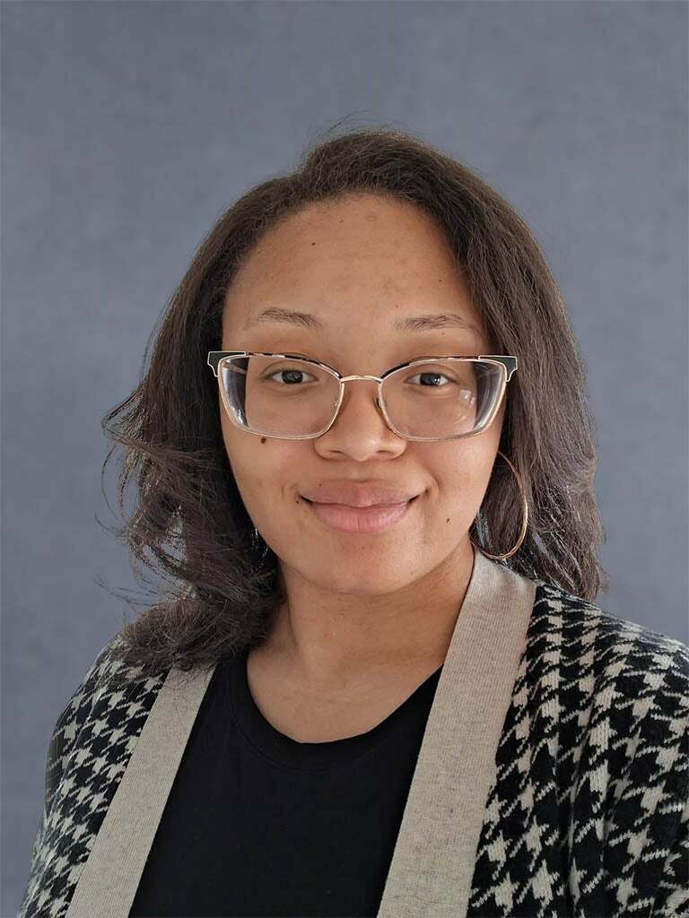Adrienne Thomas, Real Estate Salesperson in Lansing, Affiliated