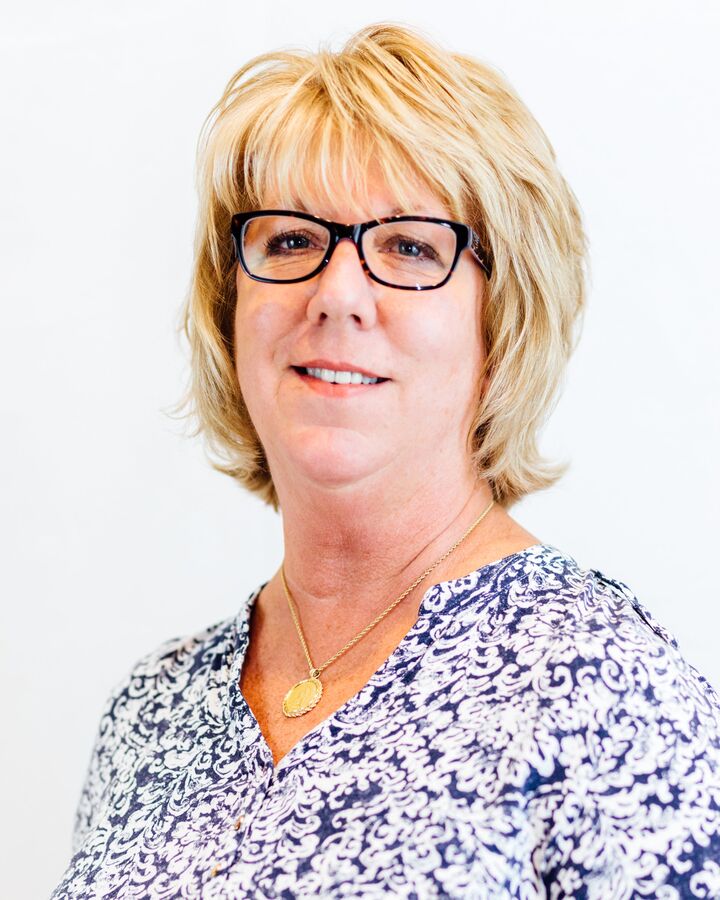 Lori Snyder Knowles, Real Estate Salesperson in Edinboro, Select, REALTORS