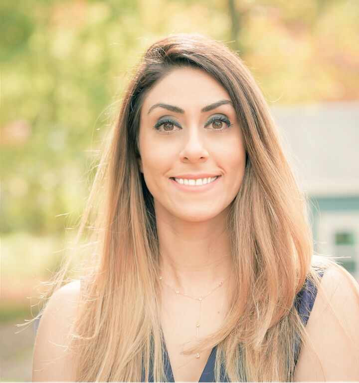 Banafsheh Manshadi, Real Estate Salesperson in Caldwell, Cedarcrest Realty, Inc.