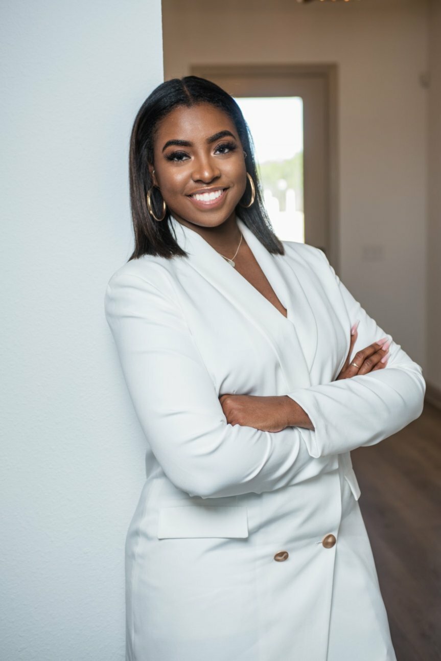 Kaylah Barry,  in Jacksonville, Threshold Realty And Mortgage Group