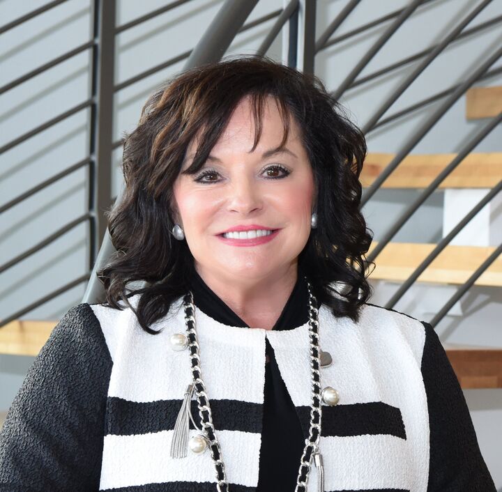 Belinda Winslett, Real Estate Salesperson in Chattanooga, Signature Brokers