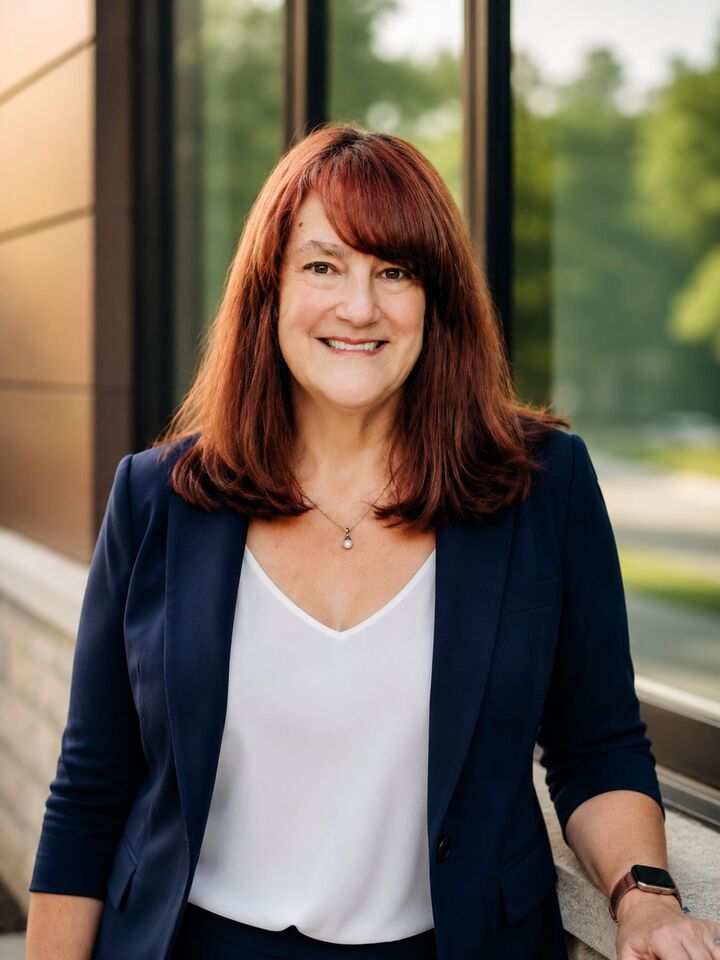 LynneAnne Holley, Real Estate Salesperson in Midlothian, Base Camp