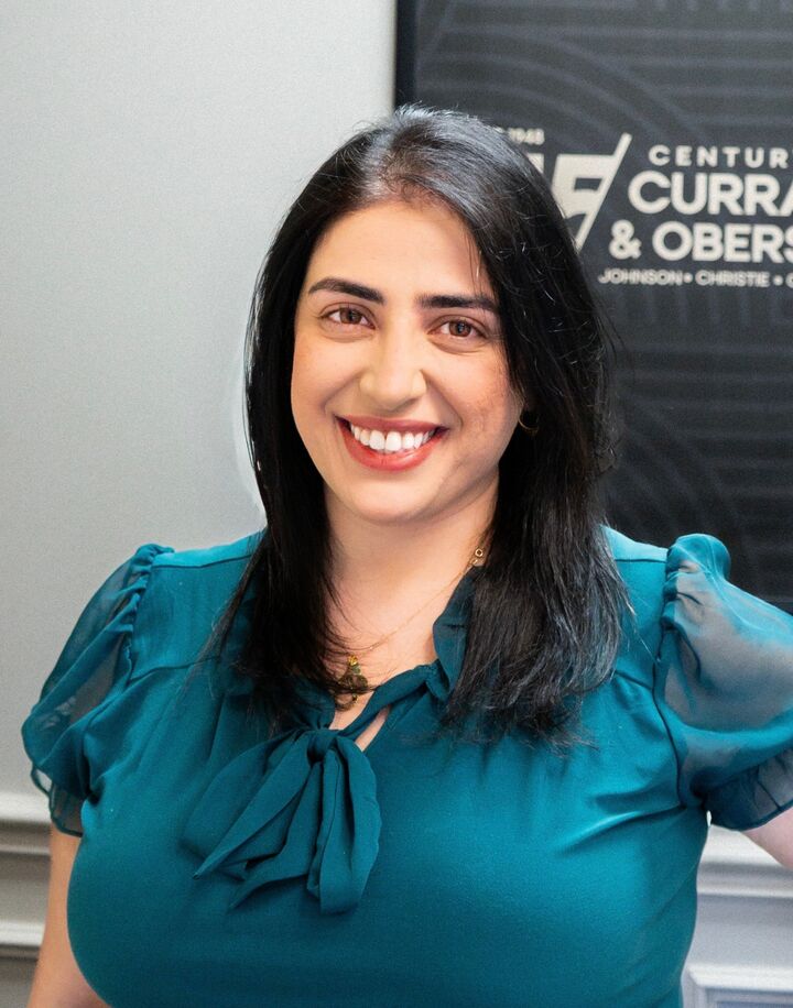 Amna Almubarak, Real Estate Salesperson in Royal Oak, Curran & Oberski