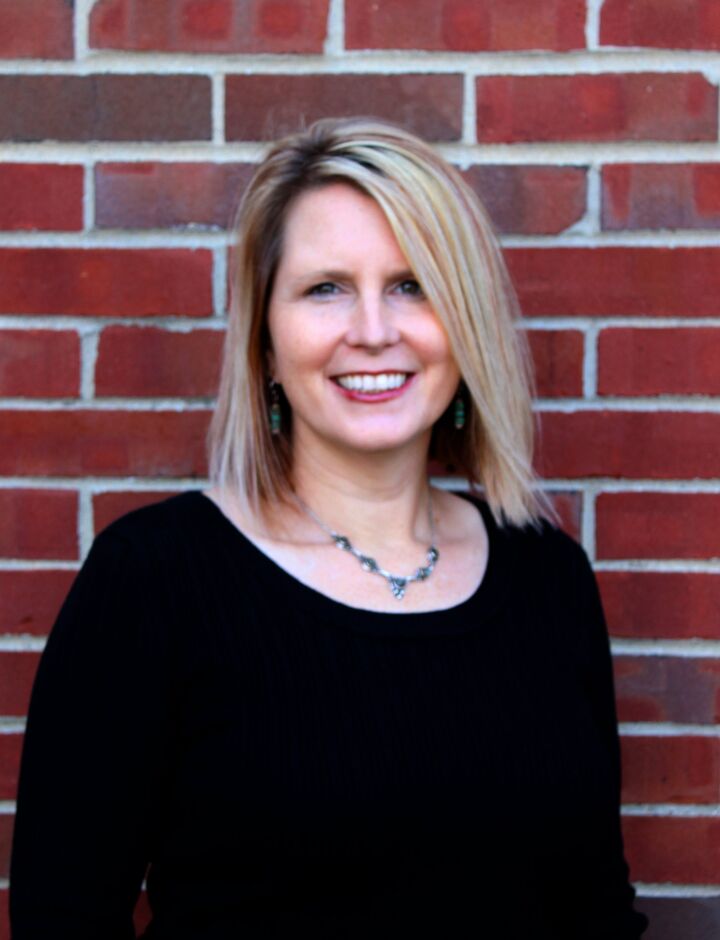 Rebecca Leclaire, Real Estate Broker in Rockford, Affiliated