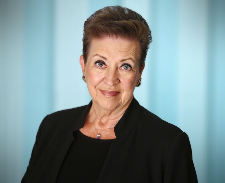 Carole Drain, Real Estate Salesperson in Sun City Center, Beggins Enterprises