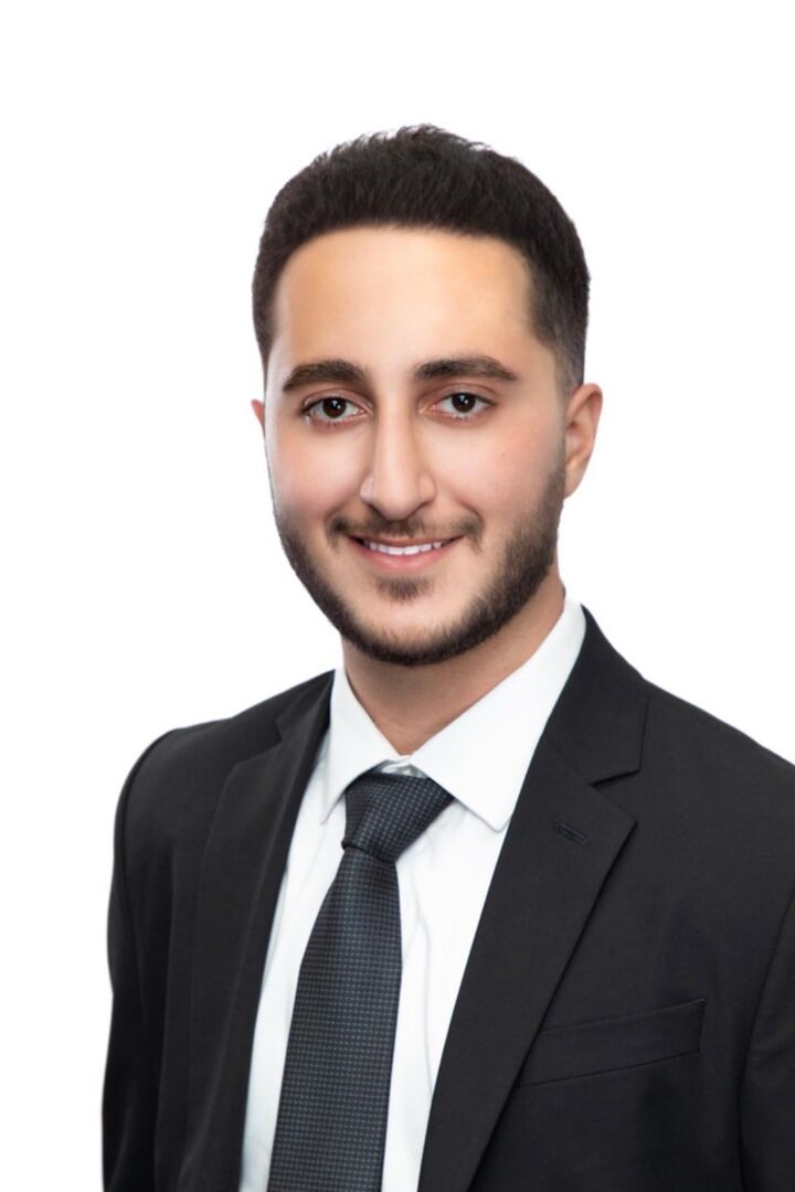 Derick Aghajanian, Real Estate Salesperson in Glendale, Hallmark Realty