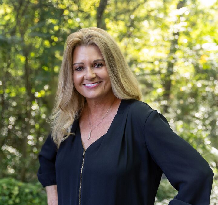KIM STEWART, Broker Associate in Longview, Lenhart Properties, Inc.