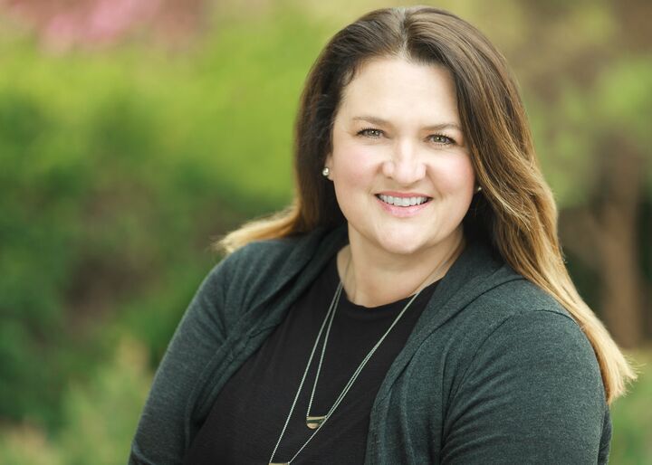 Carrie Moeaki, Real Estate Salesperson in Lehi, Momentum