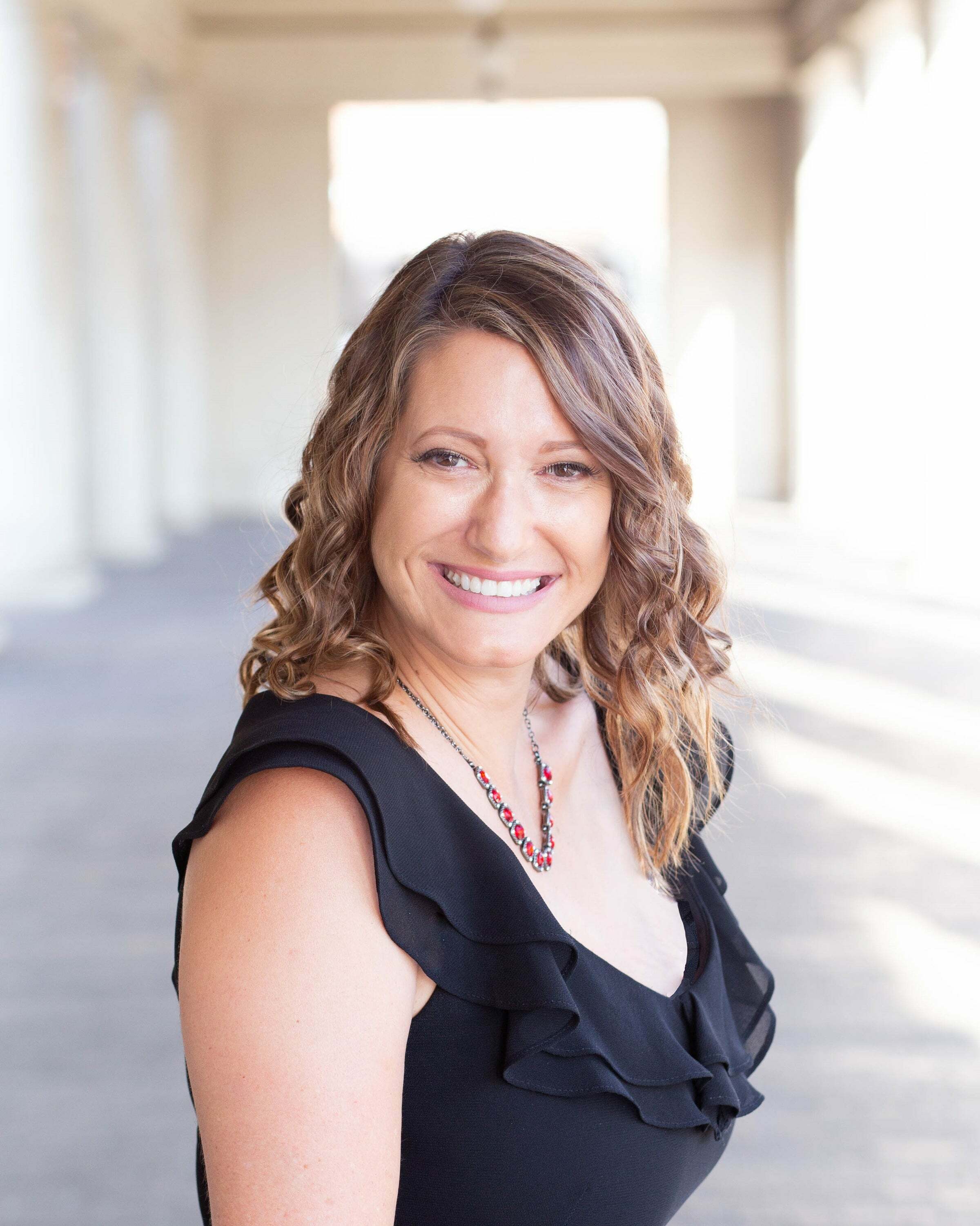 Amber Livingston, Real Estate Salesperson in Yucaipa, Kivett-Teeters Associates