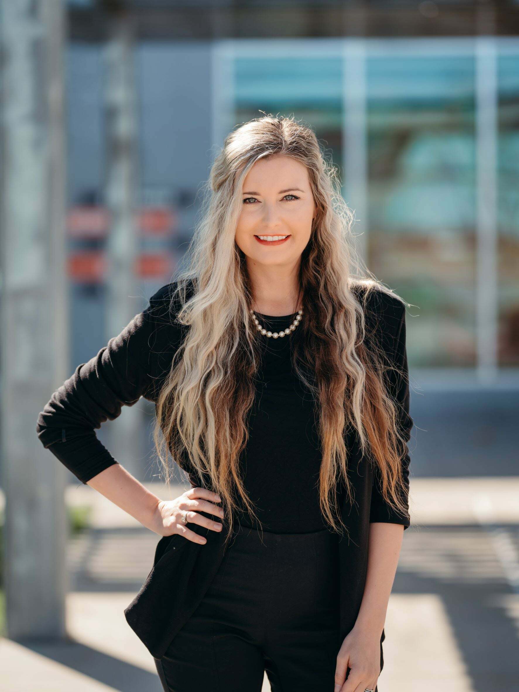 Tiffany Cox, Real Estate Salesperson in Bentonville, Harris McHaney & Faucette