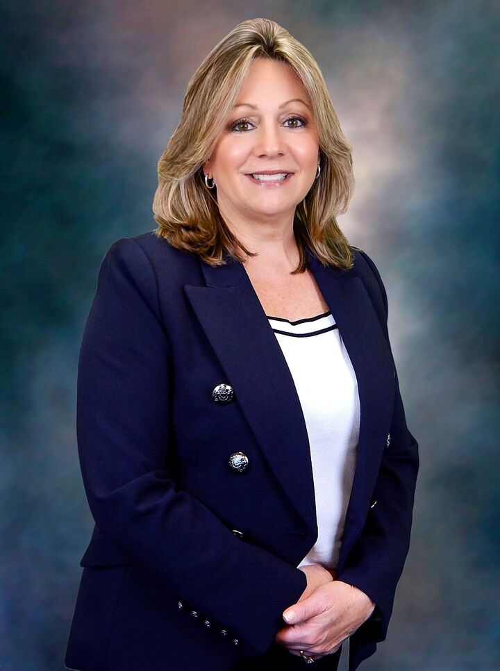Lisa Tomasulo,  in Patchogue, Realty Connect