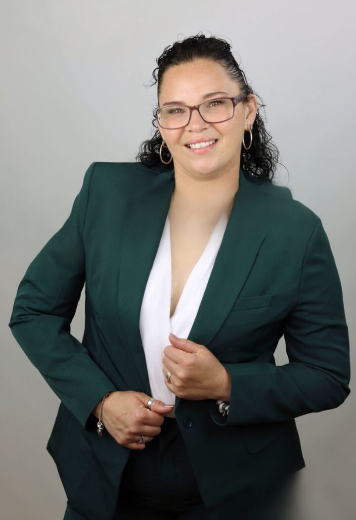 Roselinda Lugo, Real Estate Salesperson in Moriches, M&D Good Life