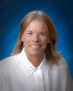 Linda Ring, Real Estate Salesperson in Chula Vista, Affiliated