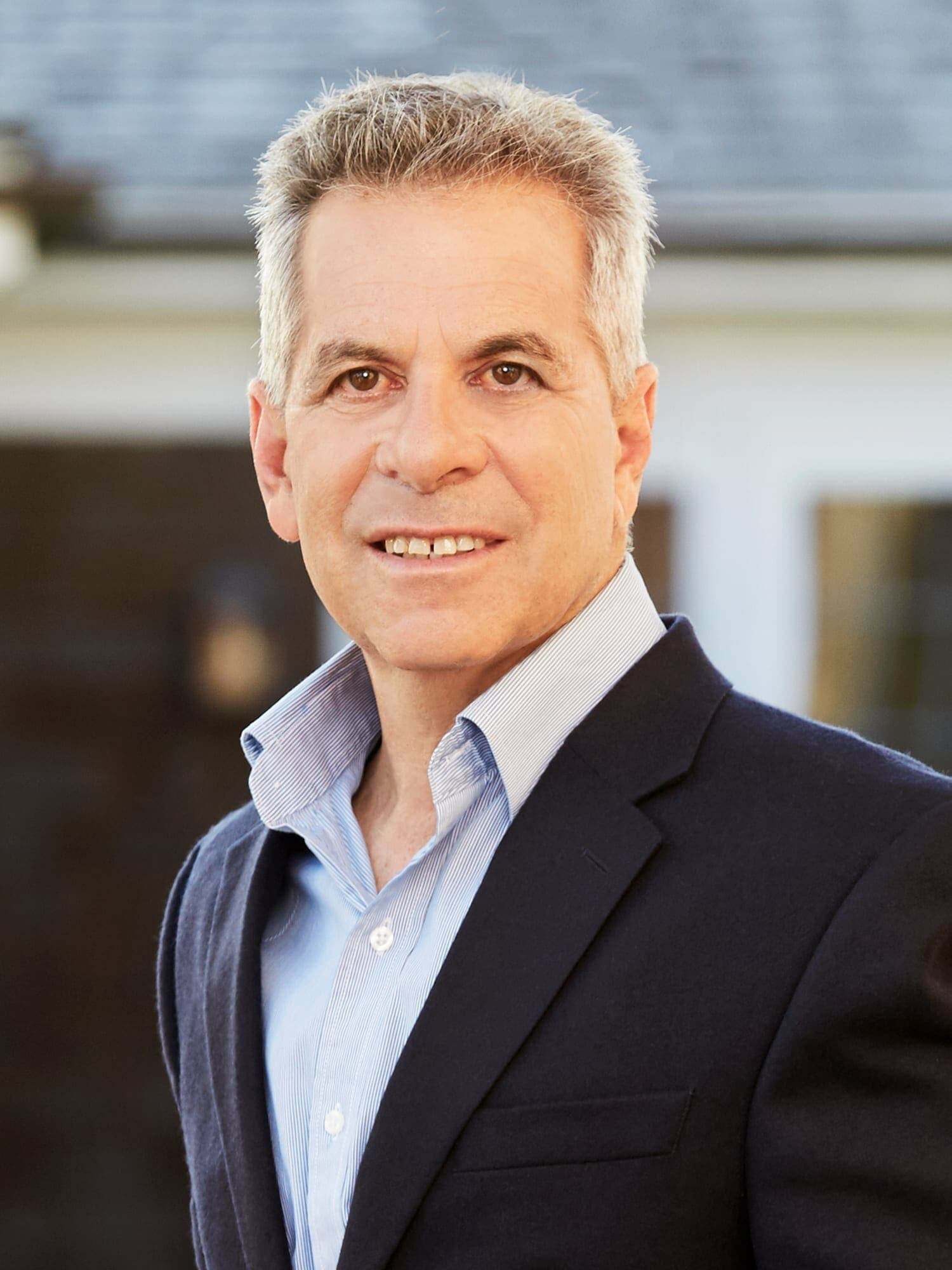 Bruce Davidson, Sales Associate in Westhampton Beach, Corcoran Group