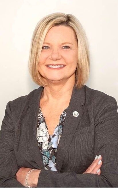 Tina Martinez, Real Estate Salesperson in Harrisburg, Maturo