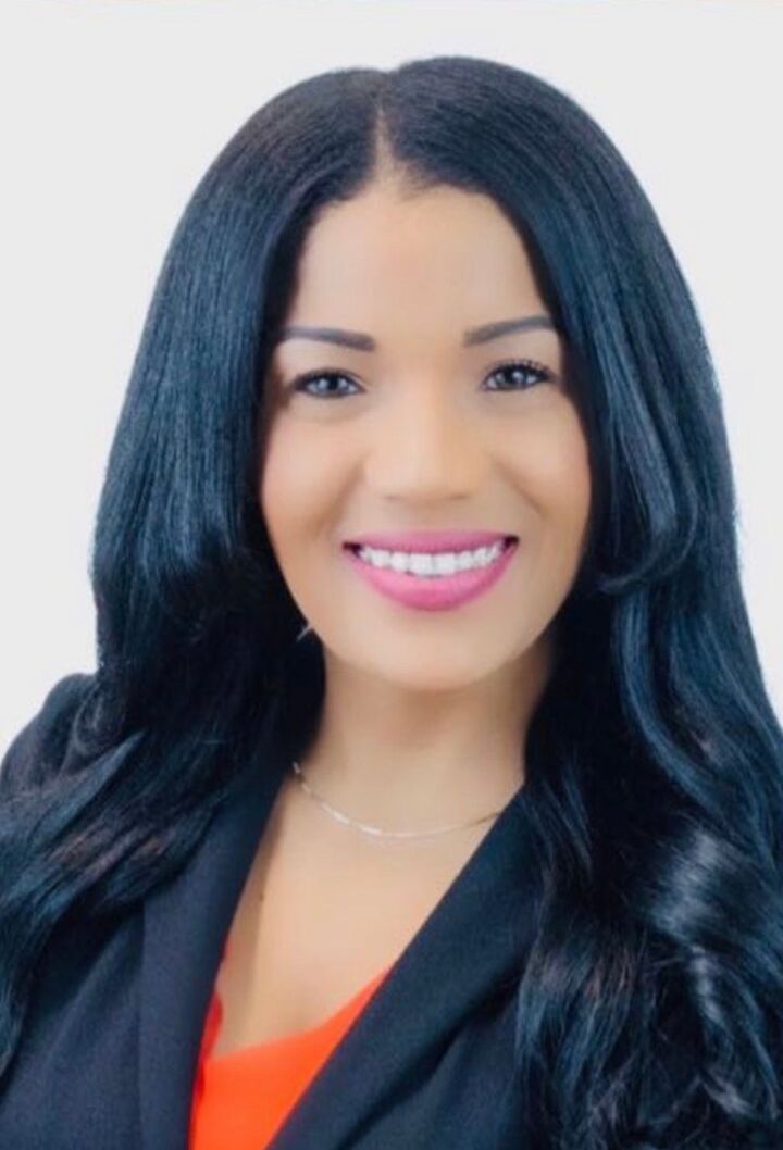 Genny Baez, Real Estate Salesperson in Miami, World Connection