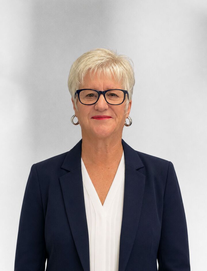 Cathy Anderson, Real Estate Broker in Peterborough, Coldwell Banker Electric Realty, Brokerage