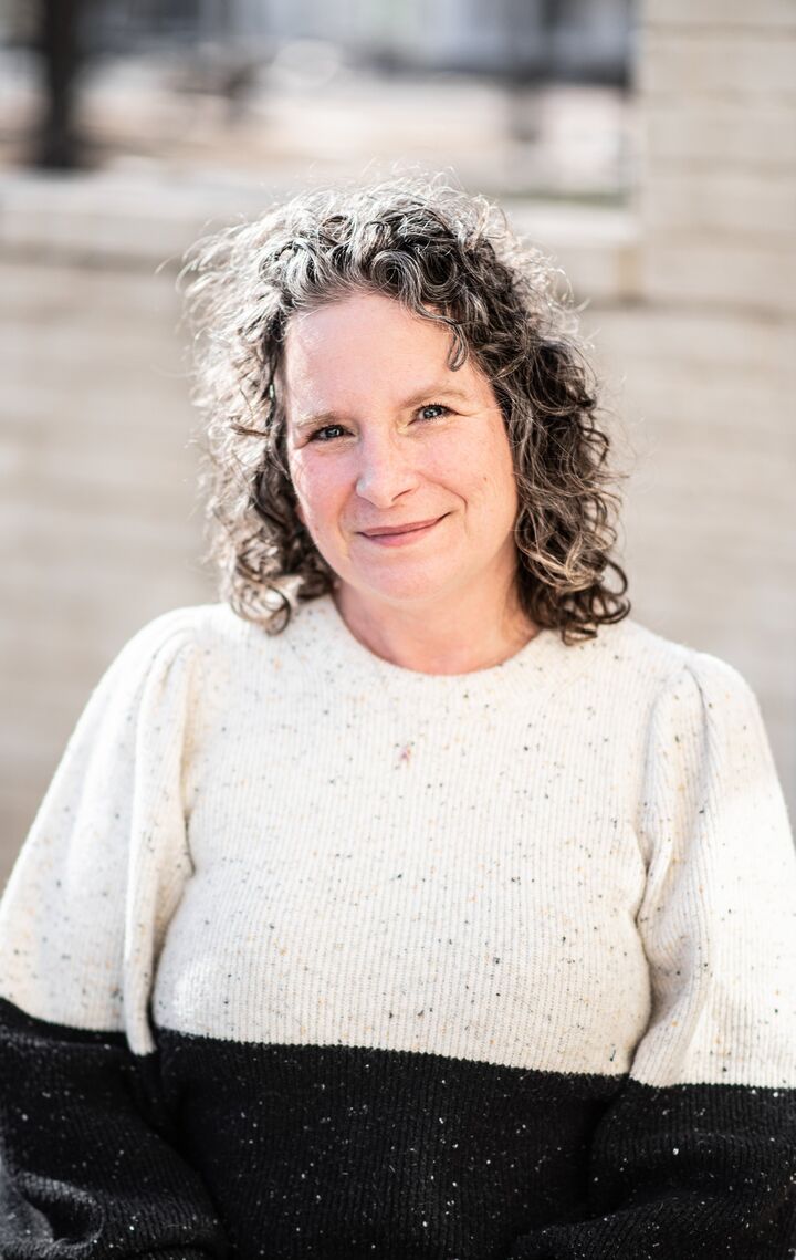 Babette Russell, Real Estate Salesperson in Bentonville, Journey