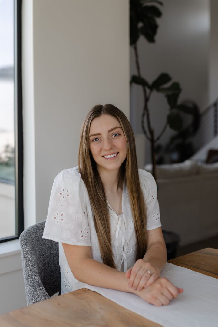 Alexa Dotson, Real Estate Salesperson in Ephraim, Essentials Realty