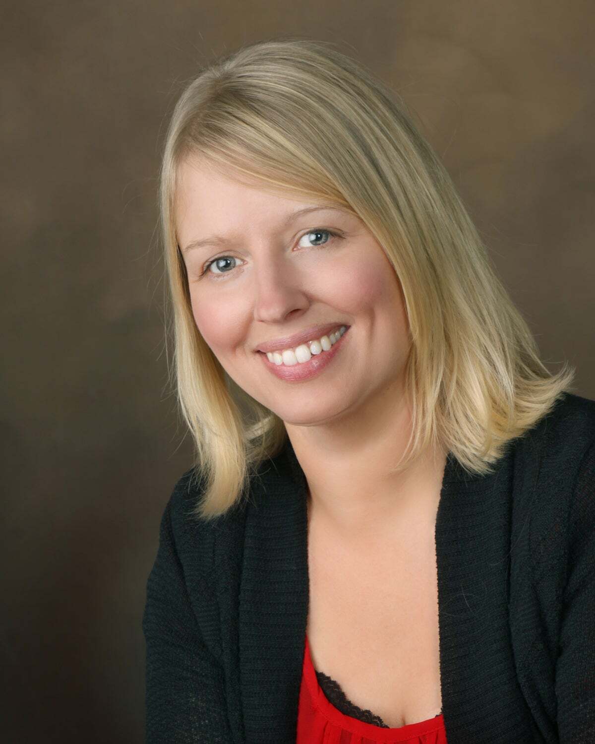 Jill Maxon,  in Bay City, Signature Realty