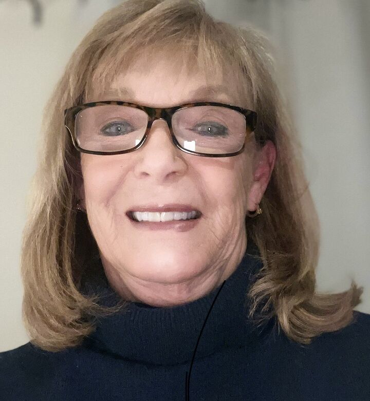 Terry Lasky, Associate Real Estate Broker in Okemos, Professionals