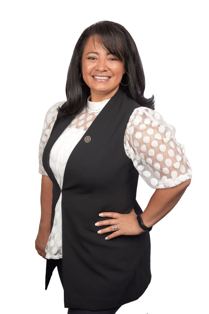 Norma Contreras, Real Estate Salesperson in Hesperia, Masters
