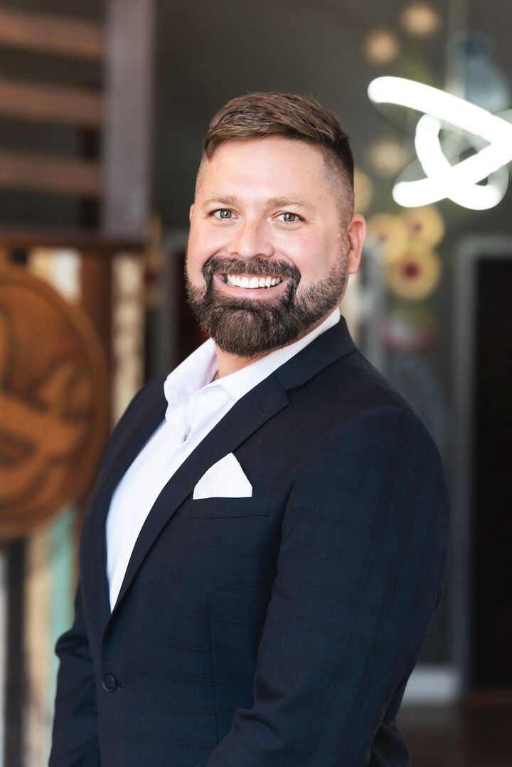 Aaron W. Beeman, Associate Real Estate Broker in St Petersburg, North East