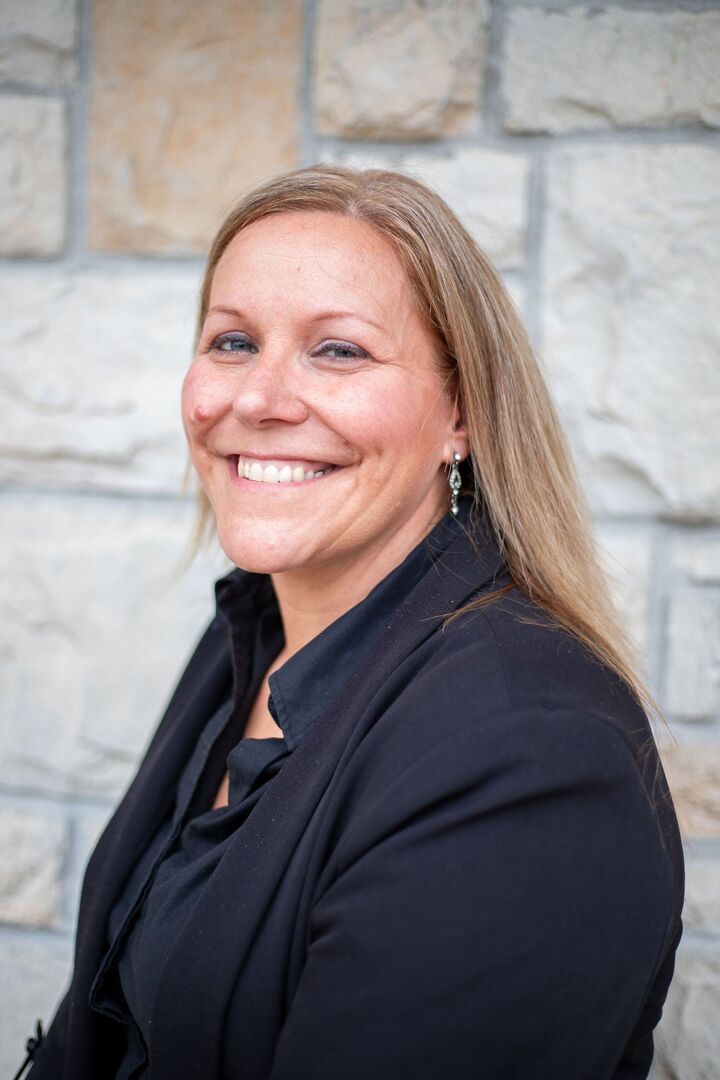 Cindy Brackemeyer, Real Estate Salesperson in Clinton, Howes & Jefferies