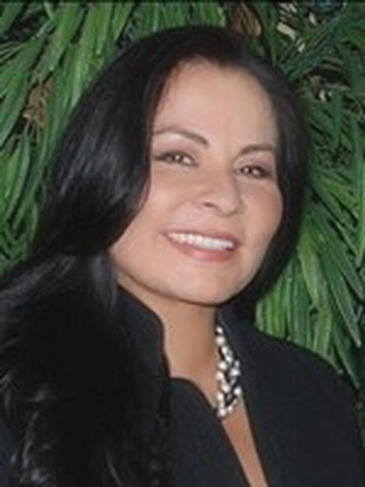 Imelda Cota-Brewer, Real Estate Salesperson in Claremont, Town & Country