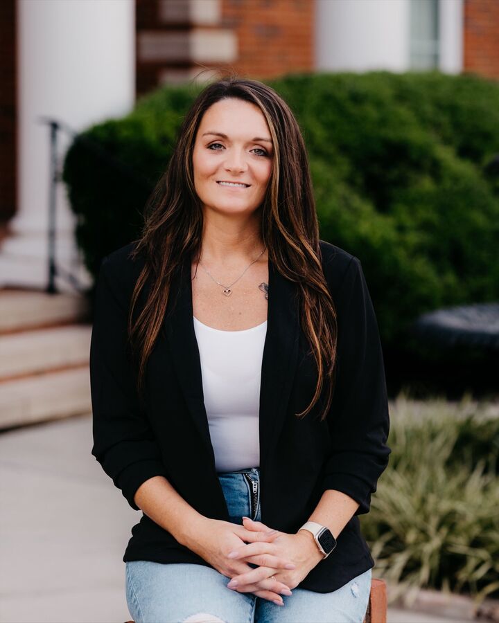 Brittney Green, Real Estate Salesperson in Shelbyville, Heritage Group