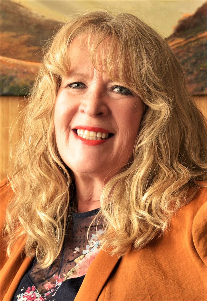 Pamala Perez, Office Manager in Marysville, Windermere