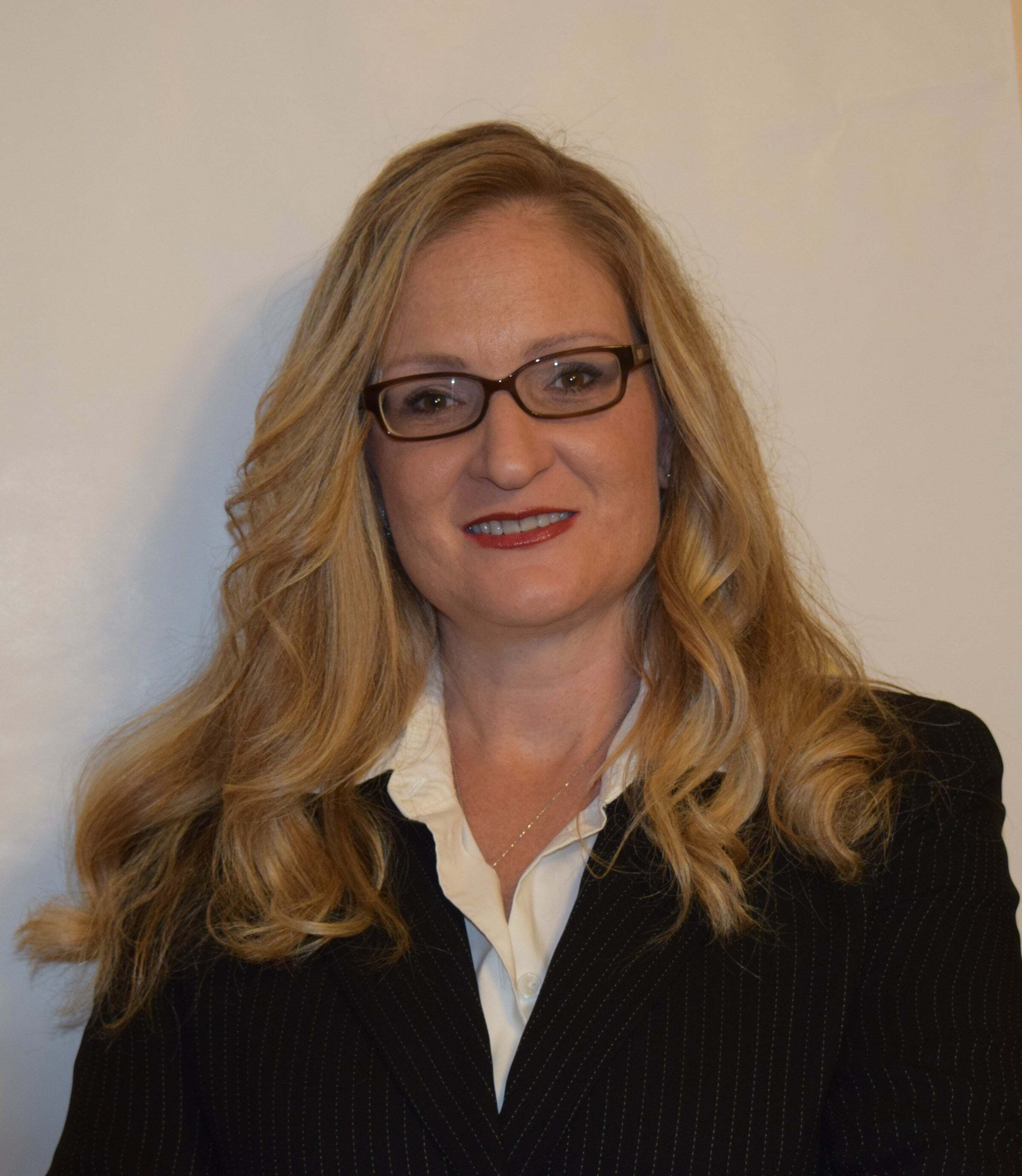 Mary Busanic,  in Lyndhurst, Coccia Realty