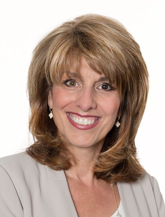 Louise Shunk,  in Woodbury, Realty Connect
