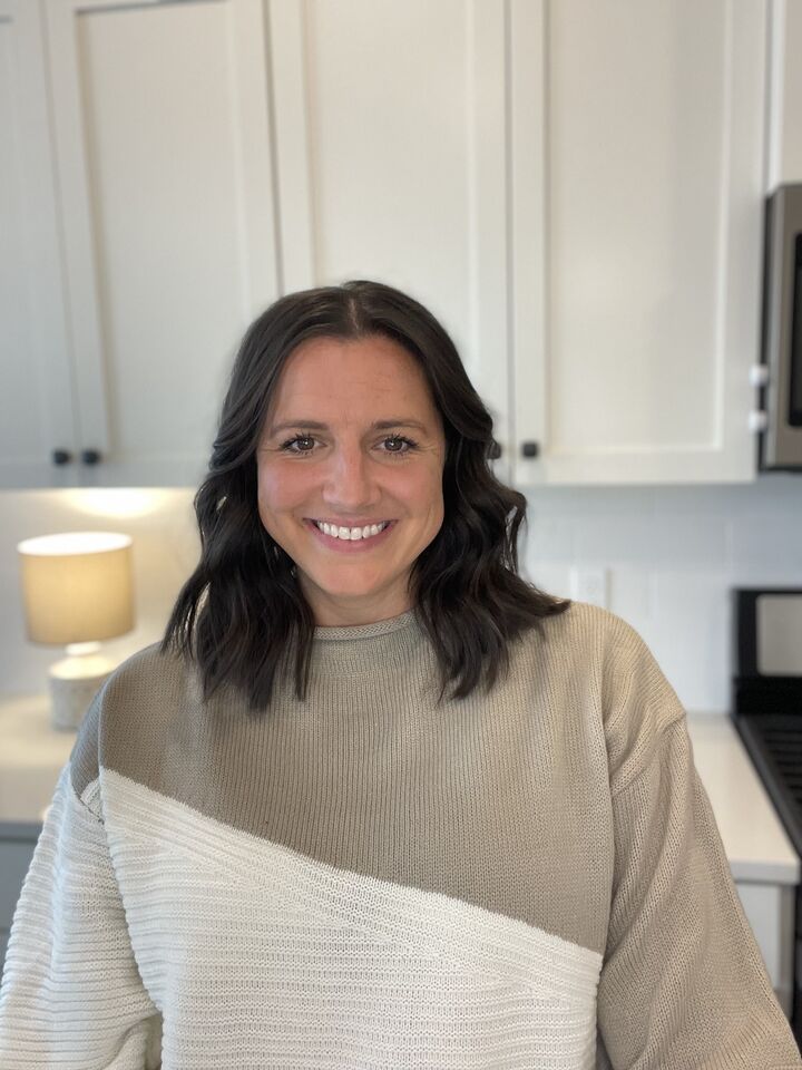 Megan Griffin,  in Salem, Windermere