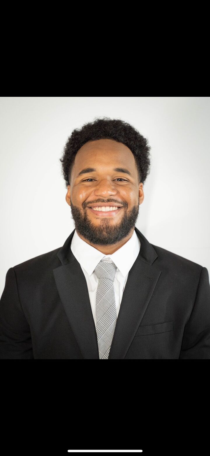 Rayshawn Herring,  in Debary, McBride Realty Group