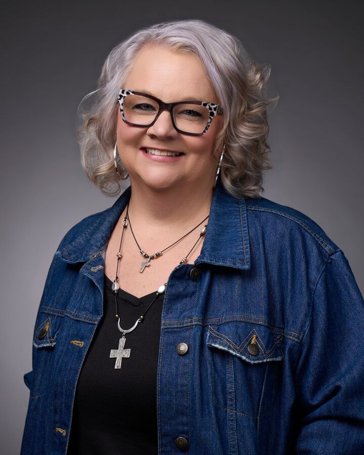 Kandi Greter, Real Estate Salesperson in Charleston, Central