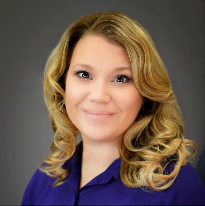 Leslie Huffman, Real Estate Salesperson in Streetsboro, Schmidt Family of Companies