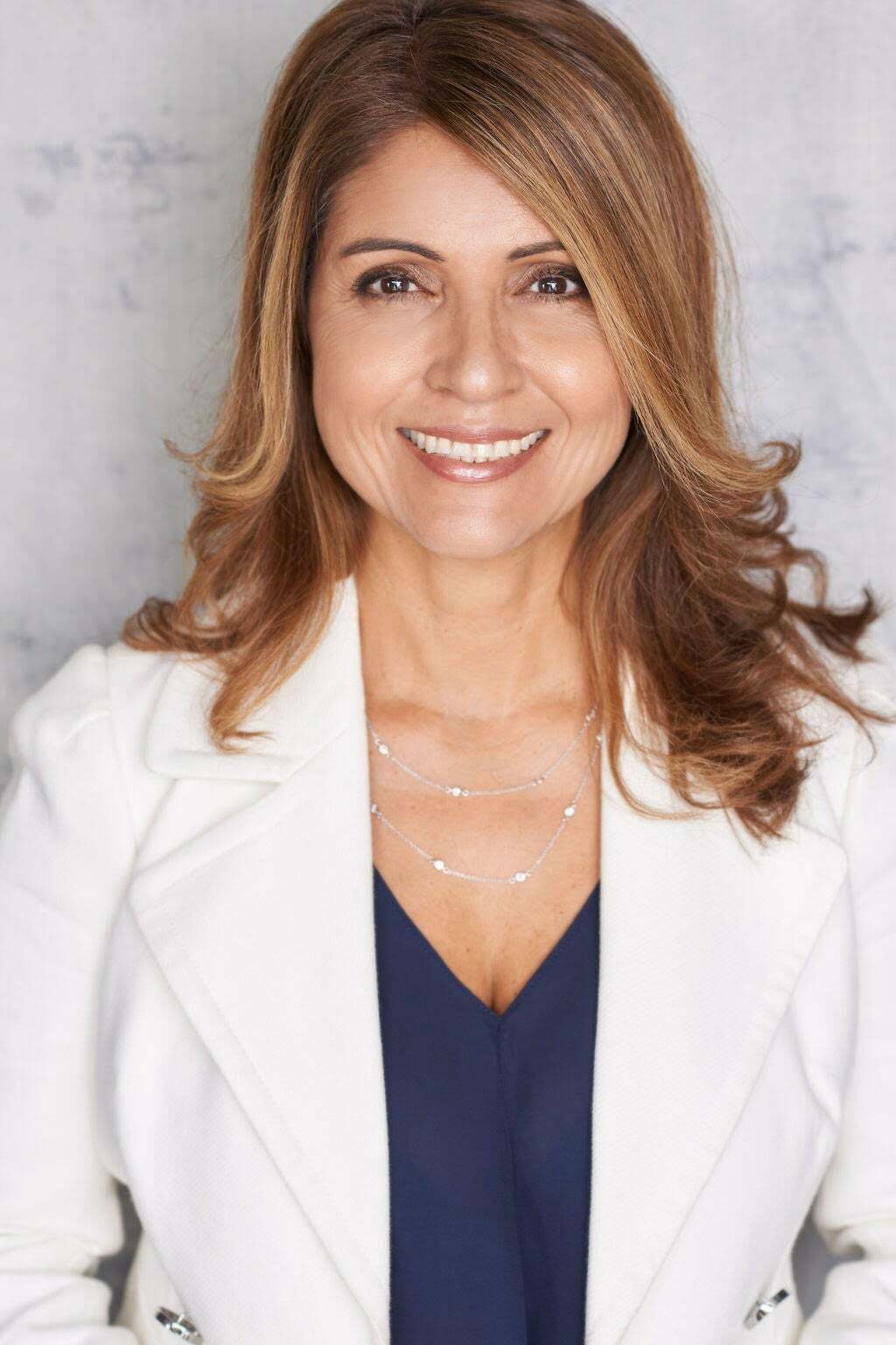 Carolyn Valle, Real Estate Salesperson in Chino, Top Team