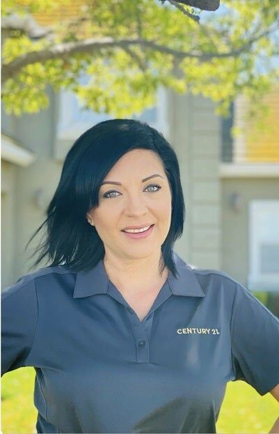 Mandi Trindade, Real Estate Salesperson in Turlock, Select Real Estate, Inc.