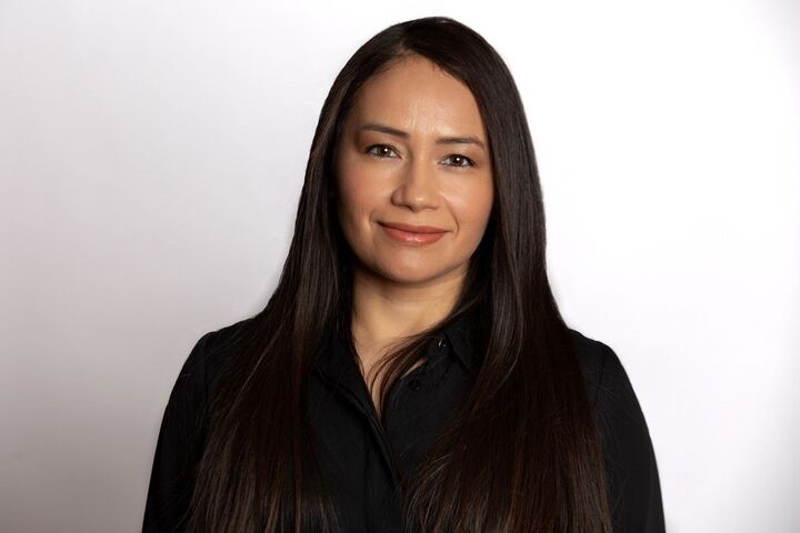 Brenda Mendoza, Real Estate Salesperson in Woodland Hills, Masters